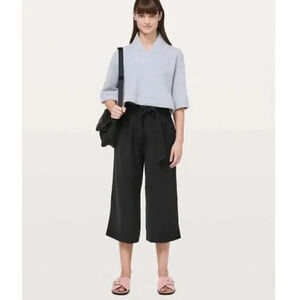 Lululemon Noir Crop Tie Waist Pant in Black Size 6